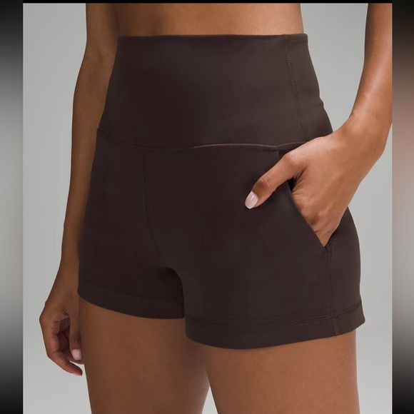 Lululemon Espresso Align Classic Fit High Rise Short in 3” Size 6 - Picture 2 of 2